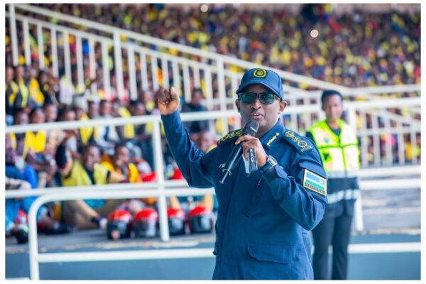 Abamotari bijejwe kutazangera gucibwa amande arenze ibihumbi 10 Frw.