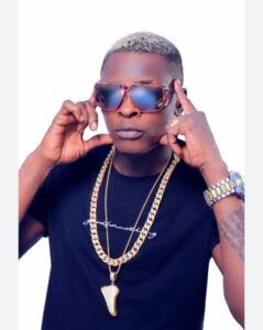 Jose Chameleon yashyize aravuga nyuma yo kwanga kuvugisha itangazamakuru