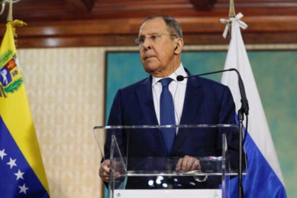 U Burusiya ntabwo bushyigikiye na gato ko ibiganiro by’amahoro na Ukraine bibera i Vatican