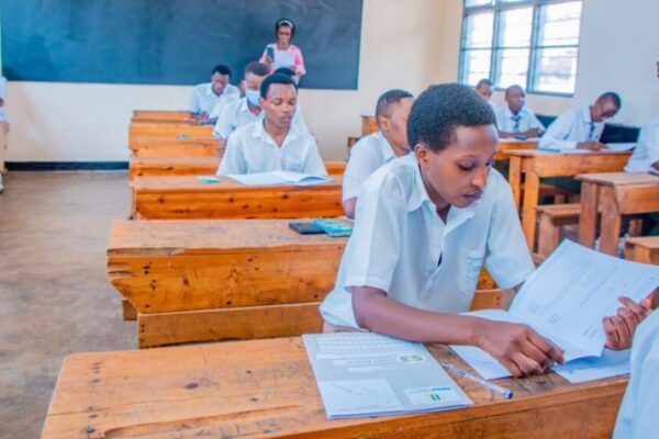 Dore uko NESA izajya ibara amanota