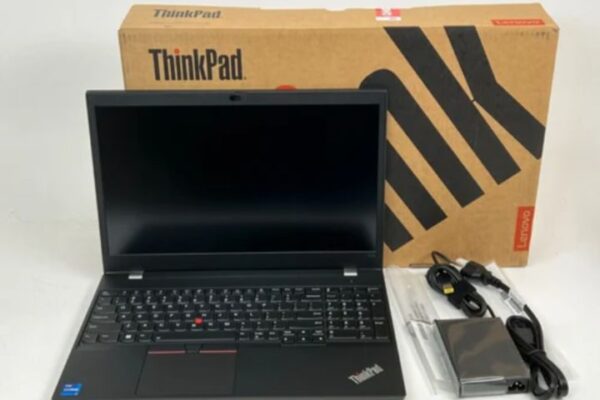 Kora ibi bintu 7 mbere yo gukoresha laptop yawe nshya