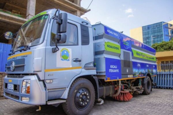 Agashya: Mu Rwanda hageze imodoka ikorapa ikanakubura imihanda
