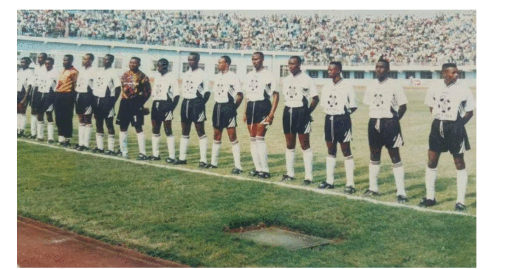 APR FC yo mu 1996 ku mukino wa nyuma wa Osma (Igikombe cya Gisirikare), kuri Stade Amahoro