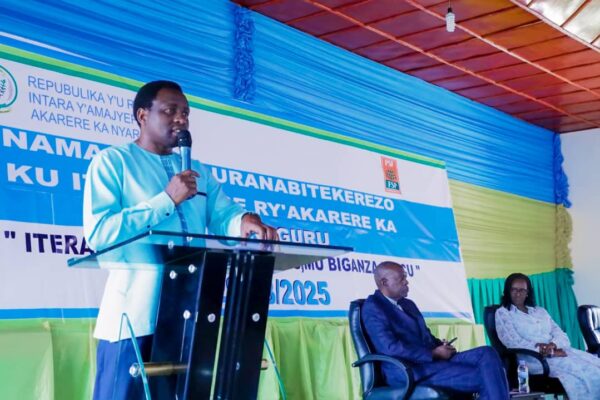 Nyaruguru: Abashoramari beretswe amahirwe ari mu gushora imari mu burezi