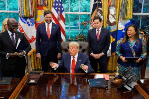 Gahunda ya Trump yo guhuza Perezida Kagame na Tshisekedi yigijwe inyuma